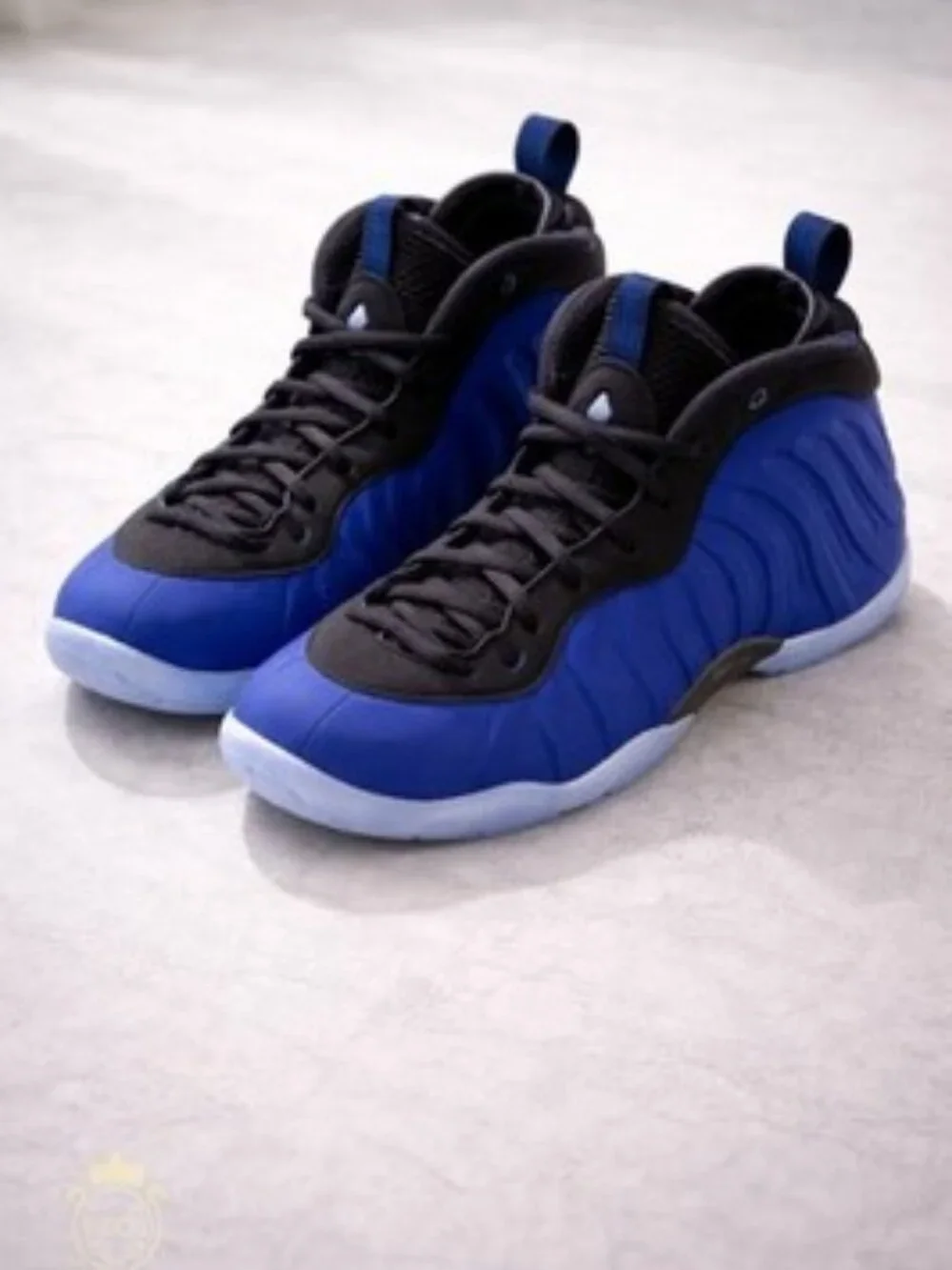 Nike Air Foamposite Youth Size 6Y Royal Blue Black Icy Sole New